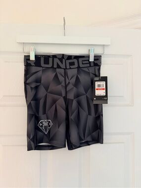 NWT Under Armour HeatGear Geometric Compression Shorts XS